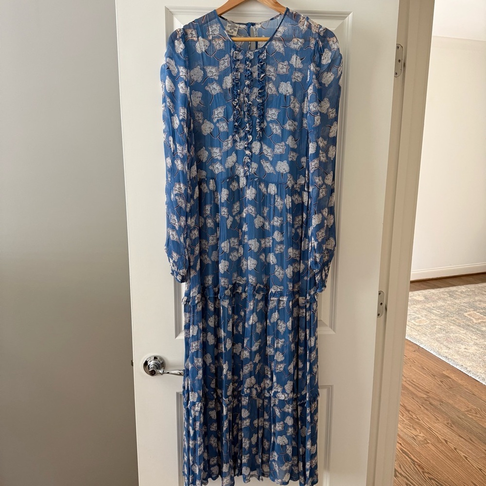 Baum und Pferdgarten Long Sleeve Blue Floral Print Maxi Dress
